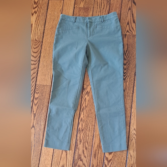 Club Monaco Ankle Crop Dress Pant Olive Green - Picture 2 of 5